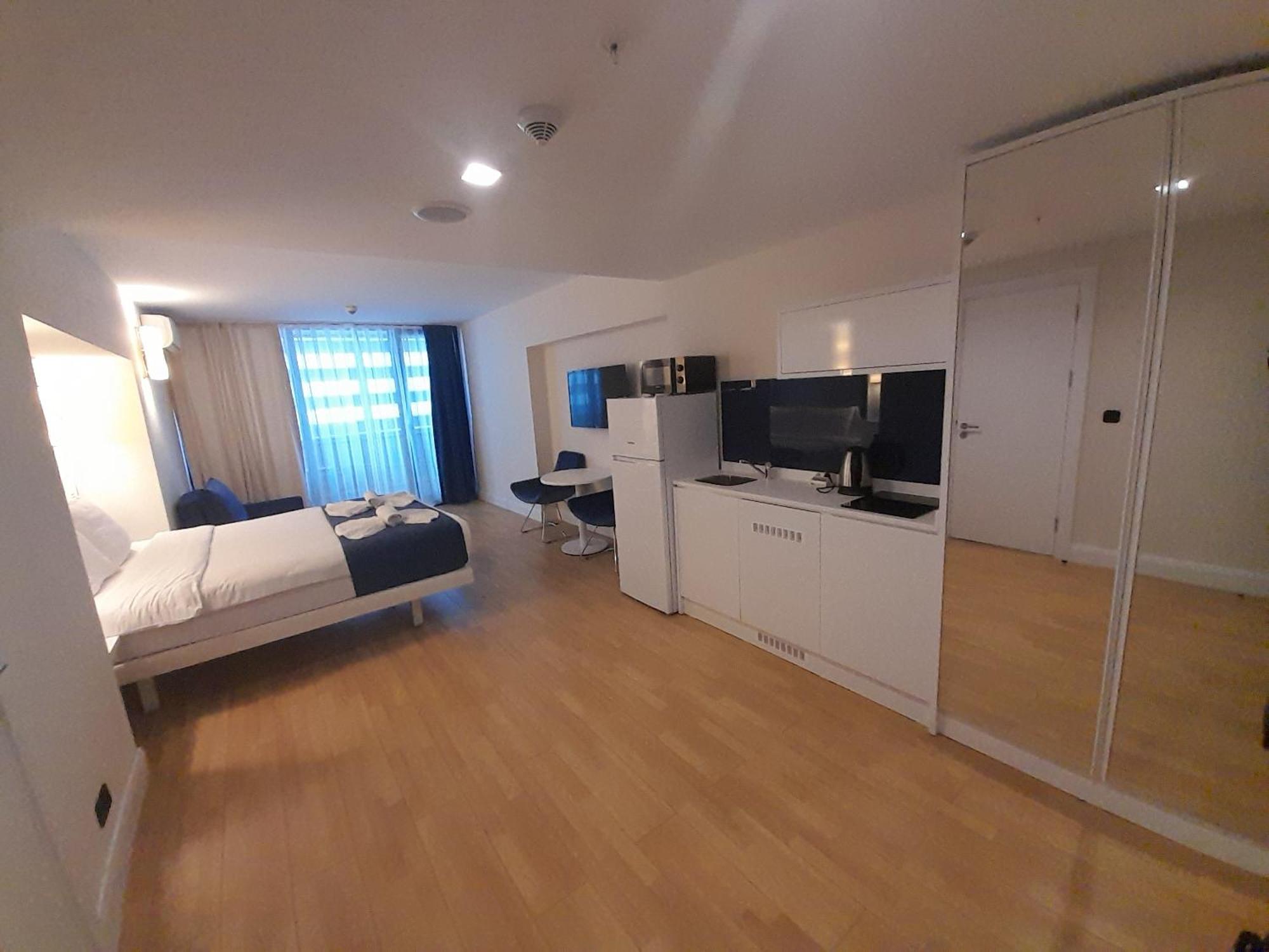 Smart Aparthotel Orbi City Batumi Zewnętrze zdjęcie